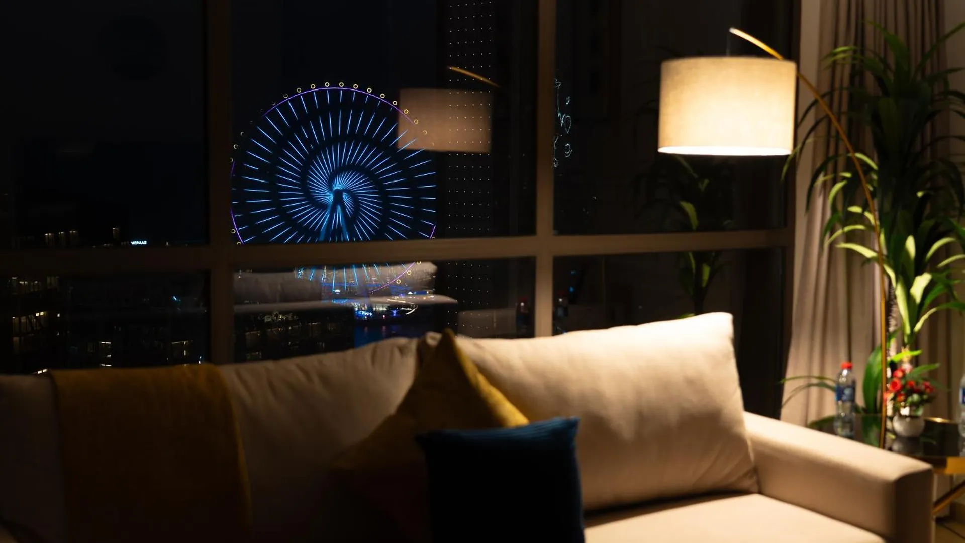 Dubai Eye & Sea View 2Br Marina & Beach Walk Apartment